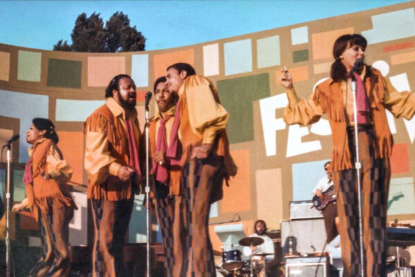 Searchlight Pictures