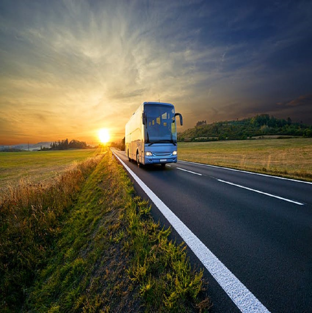 traveling-bus